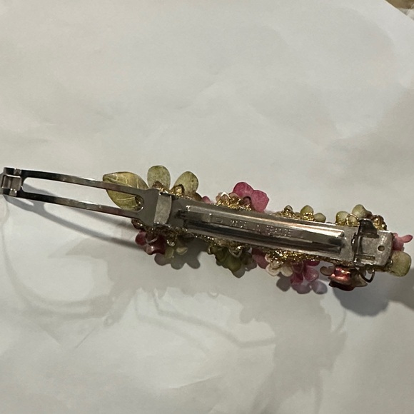 Vintage Floral Hair Clip with Pink and Green Accents - Picture 6 of 6